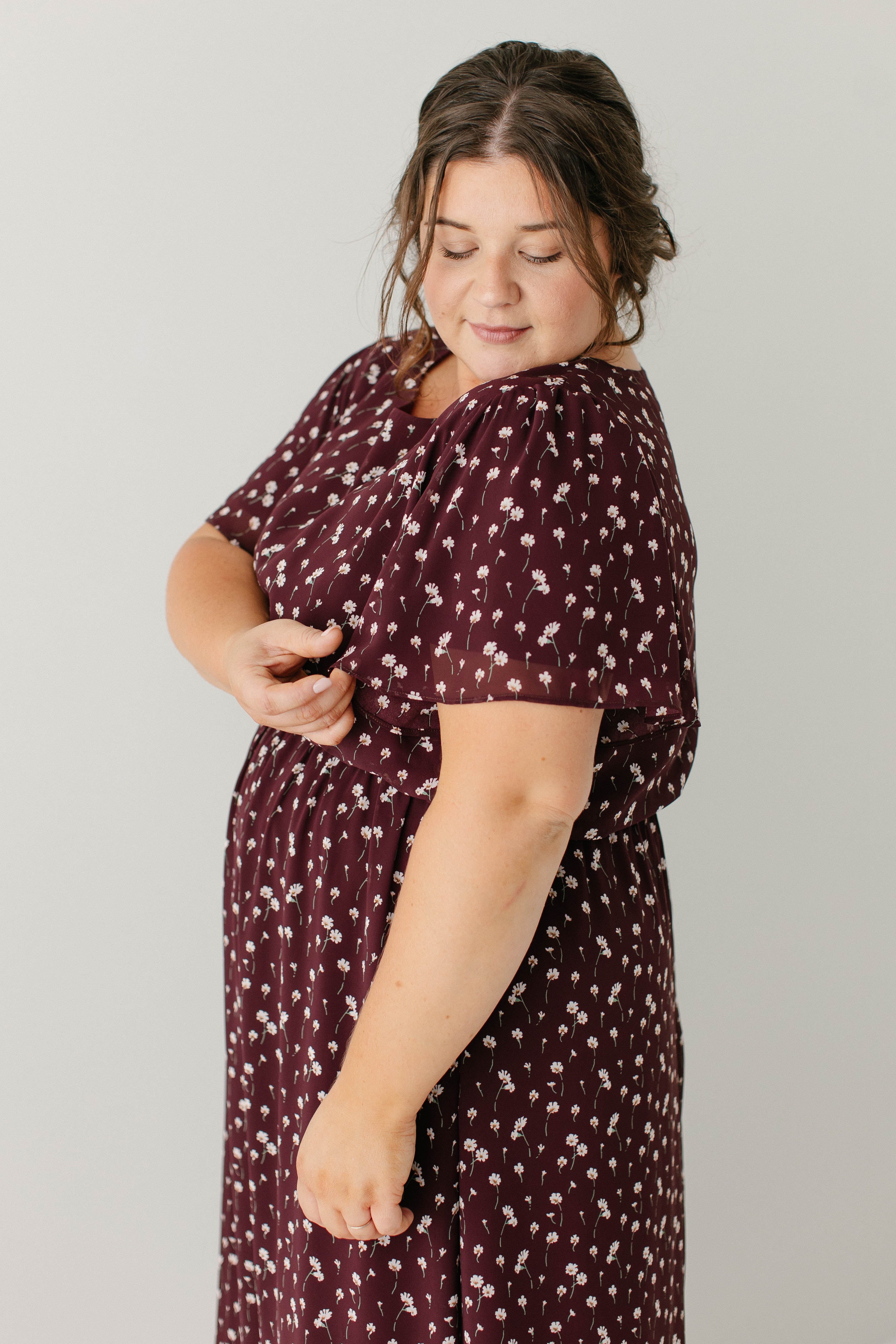 'Naomi' Floral Midi Dress in Wine